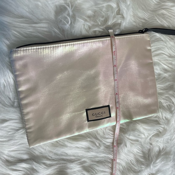 Gucci metallic pouch - Picture 3 of 5
